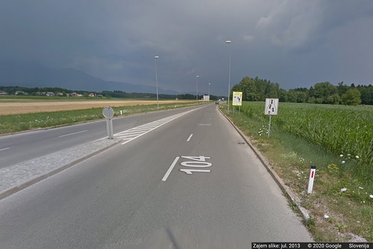 Združevanje dveh prometnih pasov